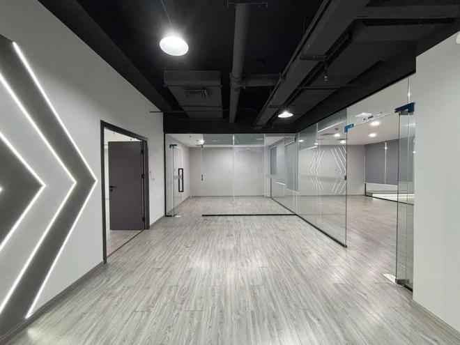 西部智谷约490㎡灵动办公空间来了简约设计与功能美学的高效融合(图1)