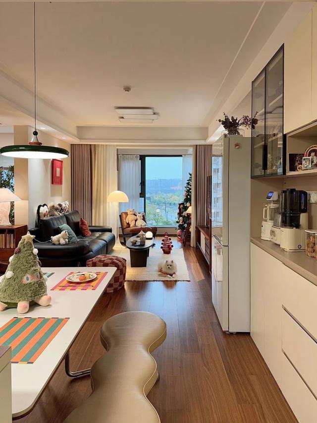 kaiyun体育全站一个普通家庭的新房设计因“百万豪宅感”火了网友：品位太高(图1)