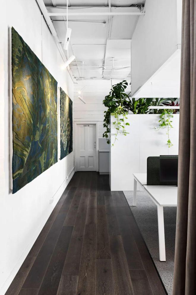 设计与艺术的交融：SignatureFloors新展厅的创意之旅(图1)