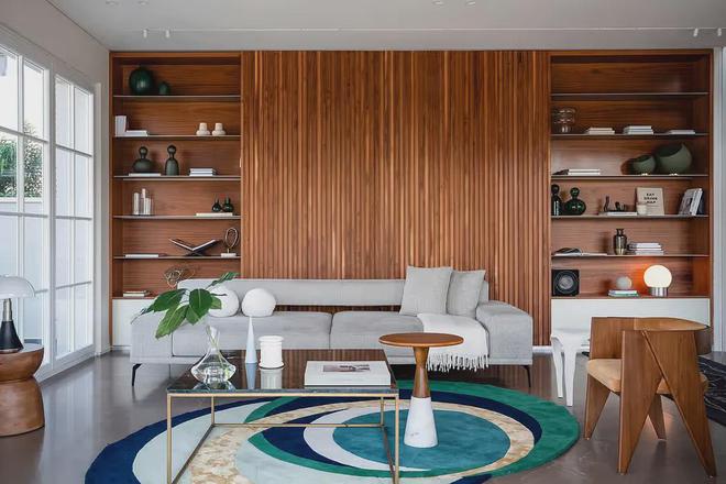 原木＋金属线条这才是kaiyun体育网页版我想象中的高级住宅感(图4)