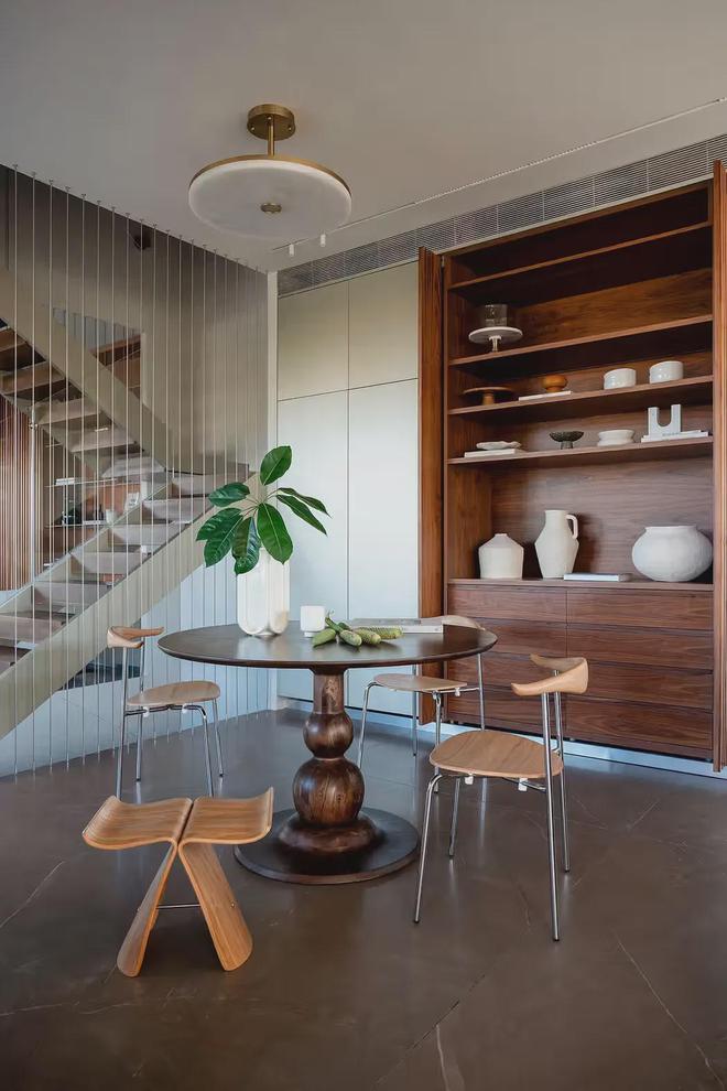 原木＋金属线条这才是kaiyun体育网页版我想象中的高级住宅感(图6)