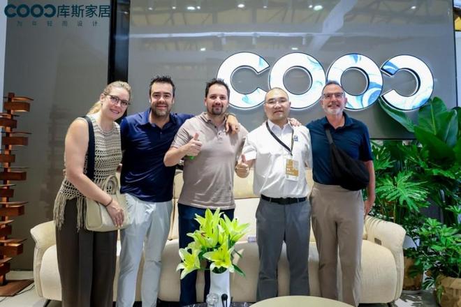 以创新设计引领家居新风尚—库斯家居亮相2025中国国际家具展览会(图4)