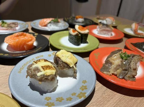 开云体育跨界寿司赛道海底捞旗下首家寿司店亮相杭州(图3)