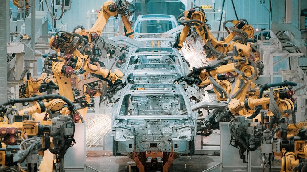 保持制造业合理比重筑牢大国之重——武汉党员干部群众学习领会党的二十届四中全会精神之三kaiyun体育网页版(图1)