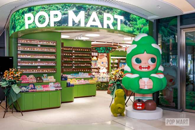 POPMART变POPMAET泡泡玛特新品印错kaiyun体育网页版品牌名引发品控质疑(图2)