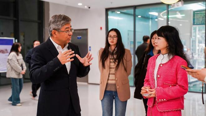 kaiyun体育全站数智赋能、场景破圈青岛农品点亮城市新“丰景”！(图6)