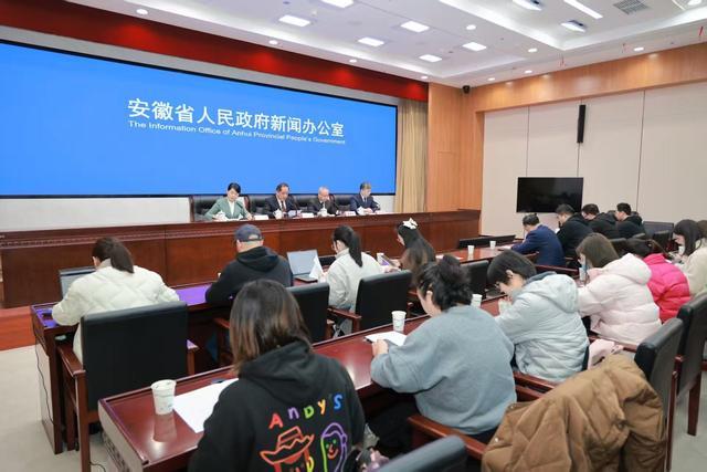 安徽粮食产量连续8年稳定在80kaiyun体育网页版0亿斤以上稳居全国前5位(图1)