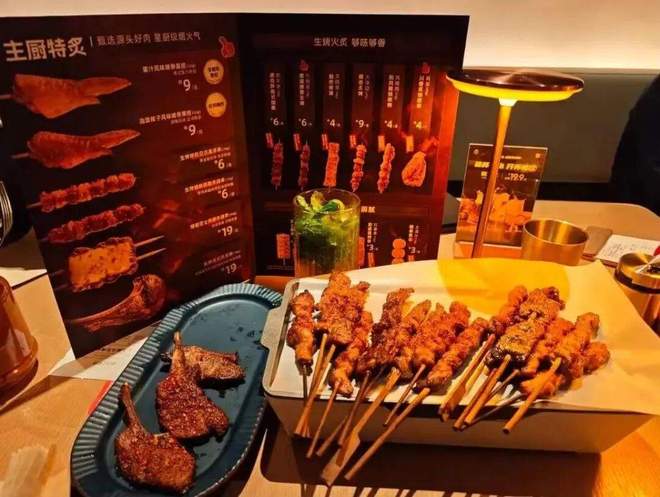 单品4元起！西式快餐巨头开了家烧烤店(图1)