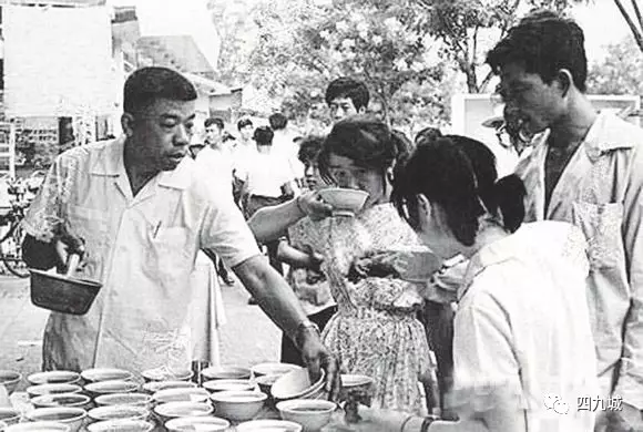 开云体育80年代北京人的记忆90后不懂！(图3)